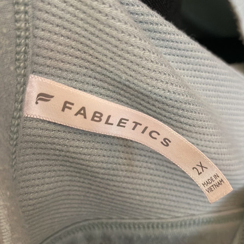 Fabletics Razor Back Tee. Size 2x - image 5